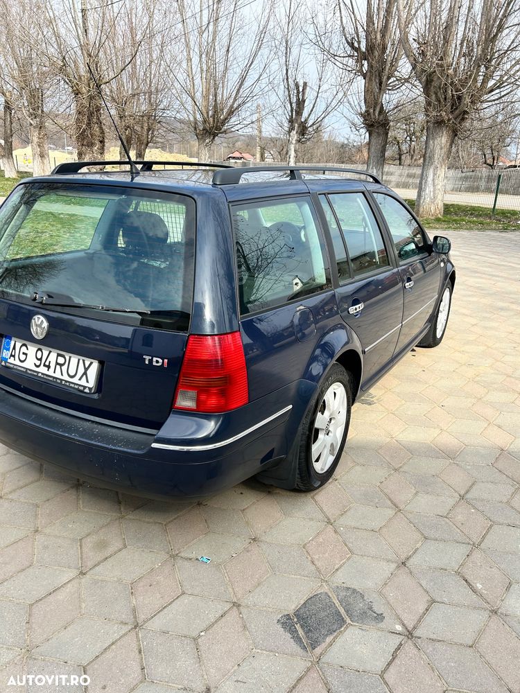 Volkswagen Golf - 5