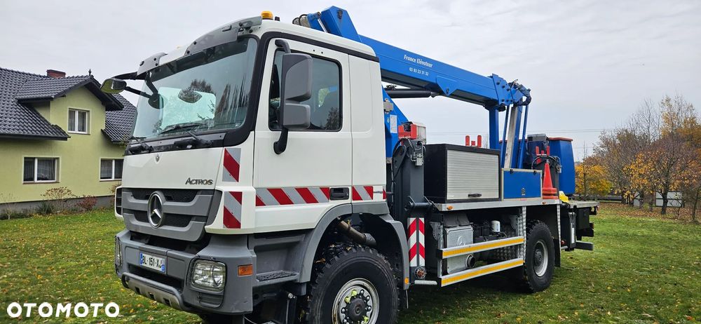 Mercedes-Benz Mercedes Actros1832 - 1