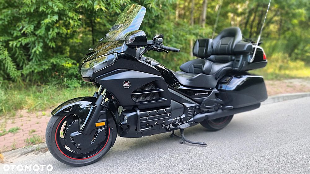 Honda GL - 9