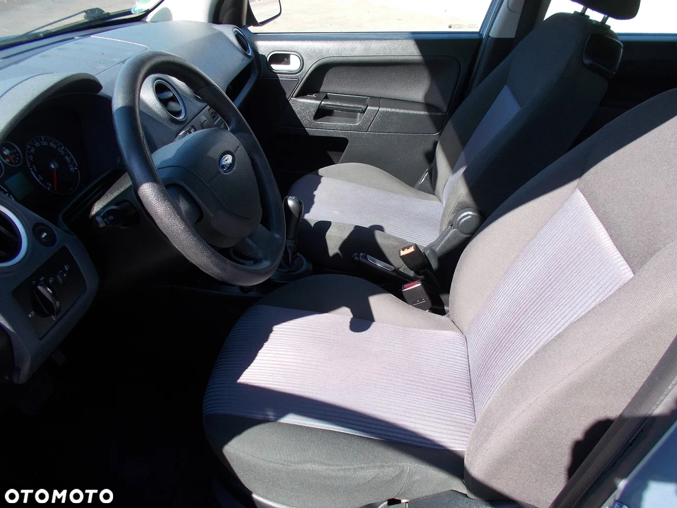 Ford Fusion 1.4 Trend - 17