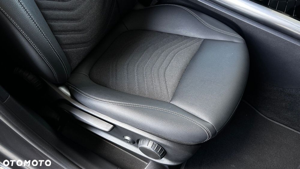Mercedes-Benz GLA 220 mHEV 4-Matic Progressive 8G-DCT - 25