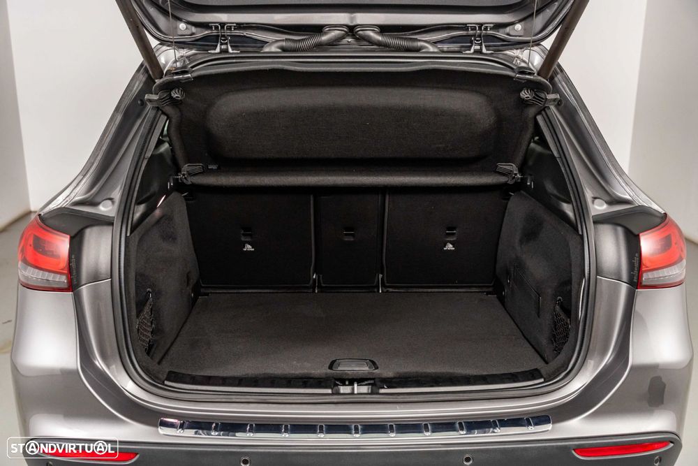 Mercedes-Benz GLA 250 e Progressive - 14