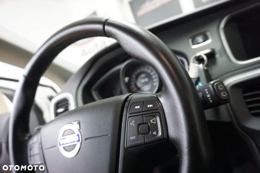 Volvo V40 D2 Geartronic Kinetic - 39