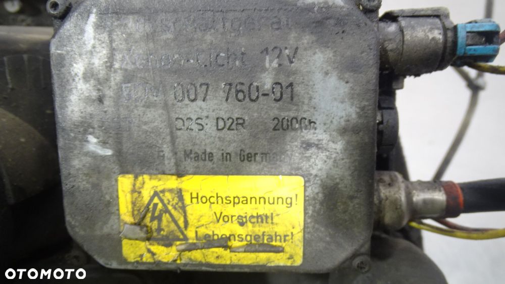 LAMPA LEWA PRZEDNIA VOLKSWAGEN PASSAT B5 - 4