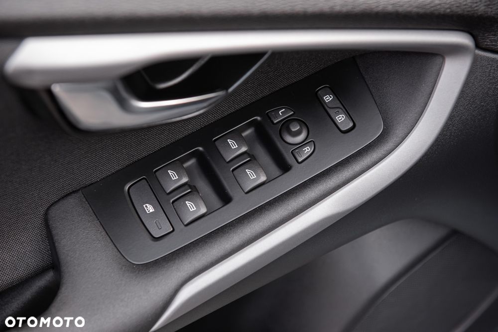 Volvo V40 D2 Drive-E Summum - 17