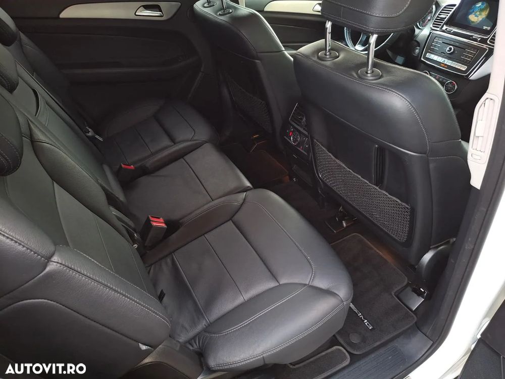 Mercedes-Benz GLS 400 4MATIC Aut - 12