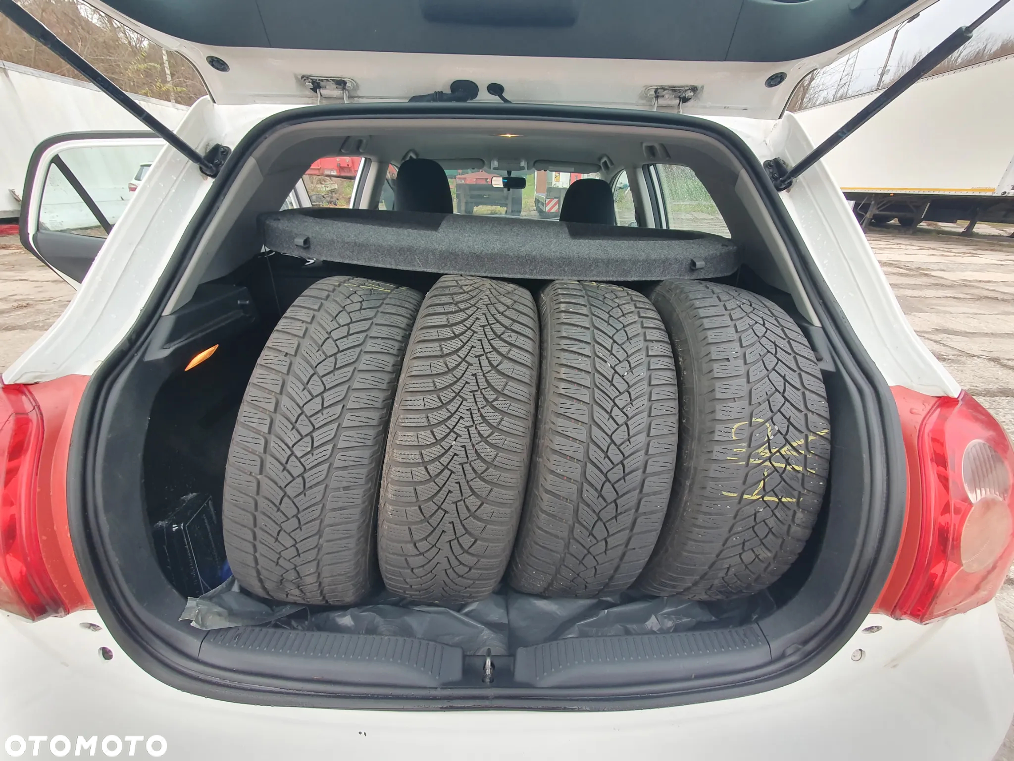 Toyota Auris 1.6 Life - 10