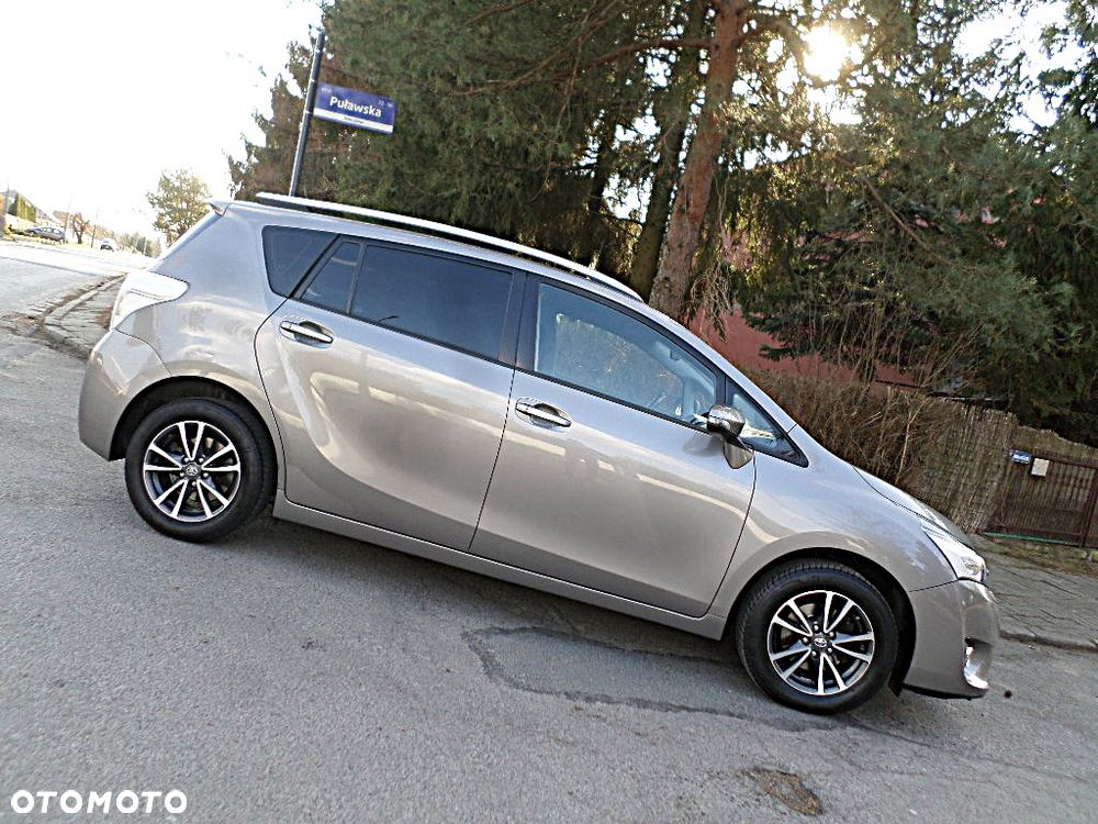Toyota Verso 1.8 7-Sitzer Edition S+ - 37