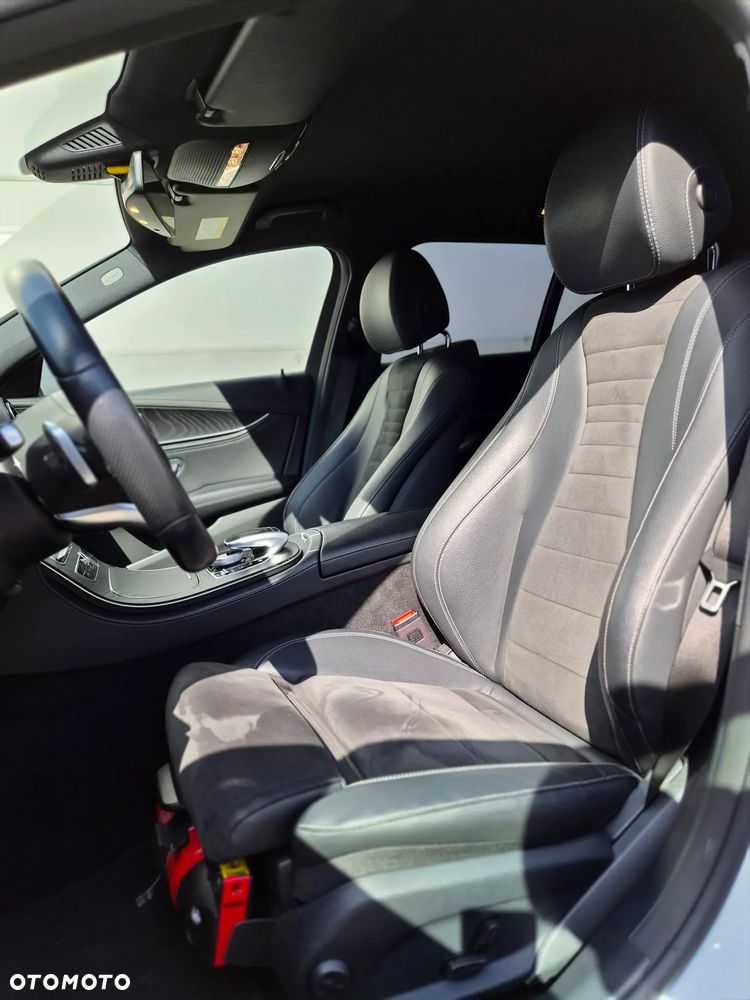 Mercedes-Benz Klasa E 220 d 4-Matic AMG - 21