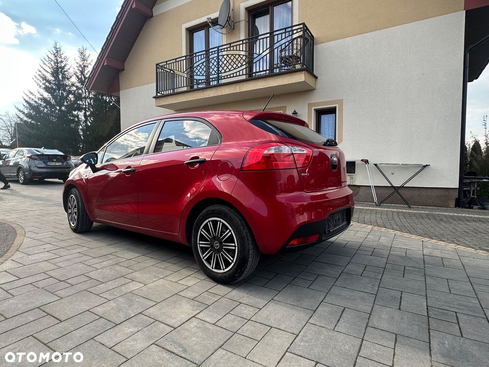 Kia Rio 1.2 Attract - 6