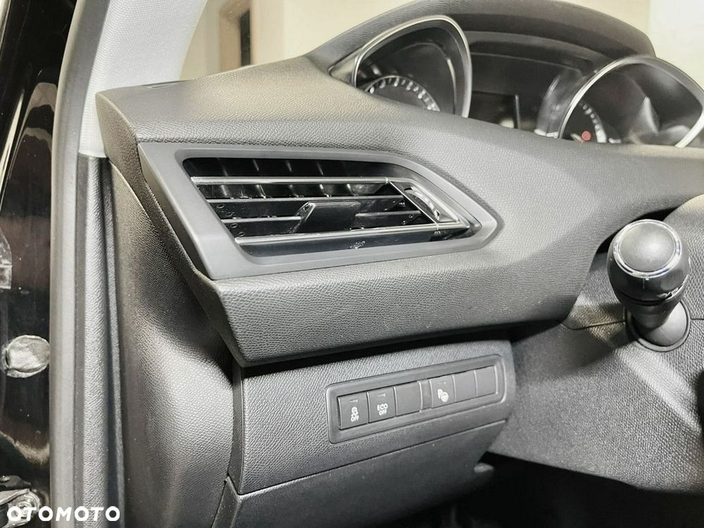 Peugeot 308 - 14