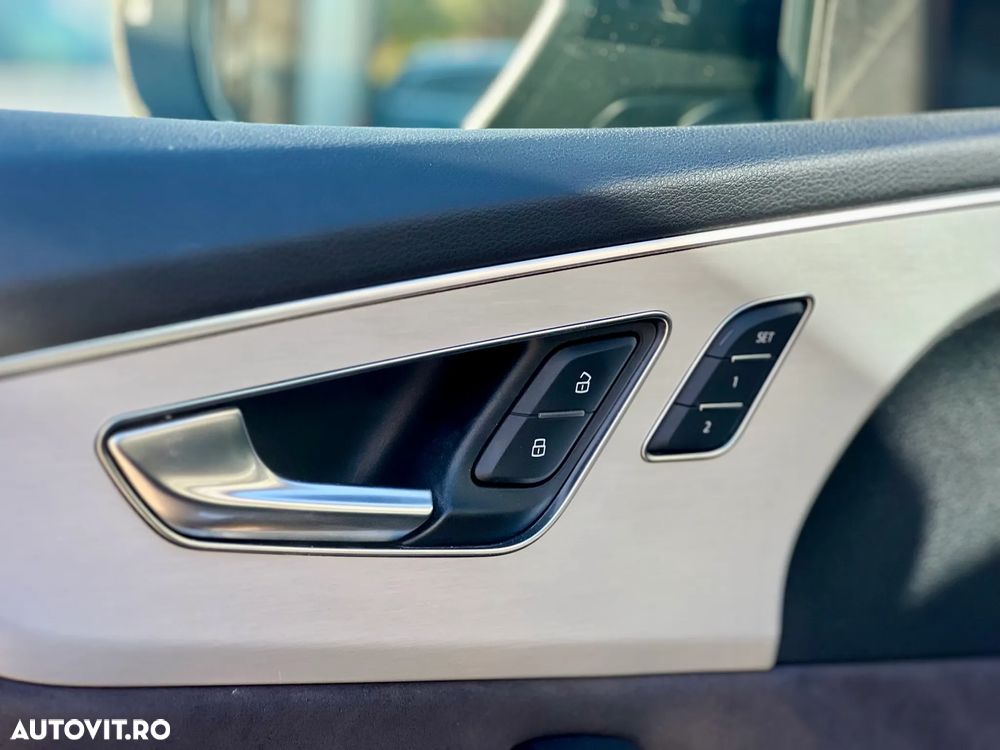 Audi Q8 3.0 50 TDI quattro Tiptronic MHEV - 28