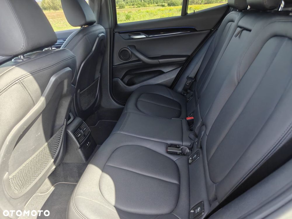 BMW X2 - 10