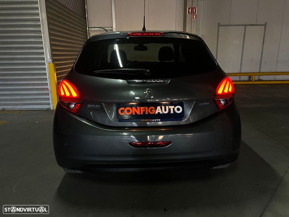 Peugeot 208 1.2 PureTech Style - 26