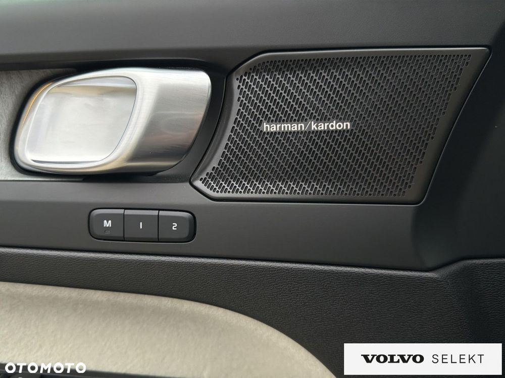Volvo XC 40 - 26