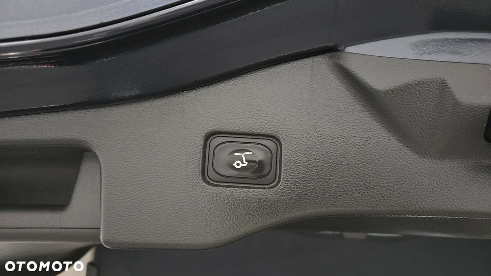 Ford Mondeo 2.0 Hybrid Executive Plus - 10