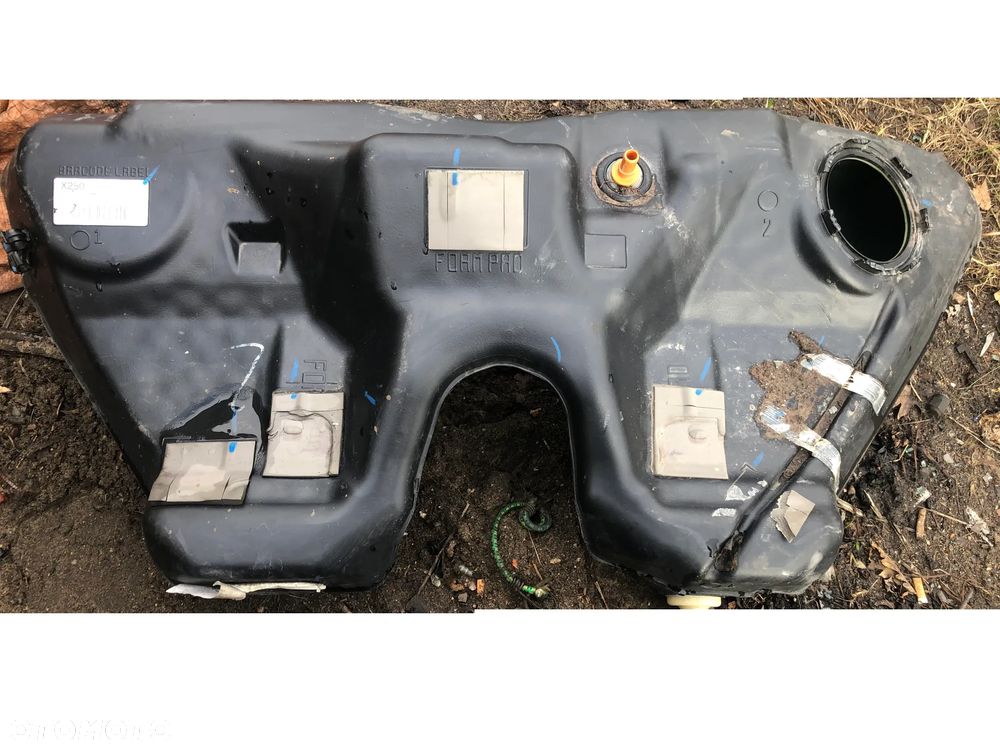 Bak zbiornik paliwa Jaguar XF R-Sport 5.0 - 1