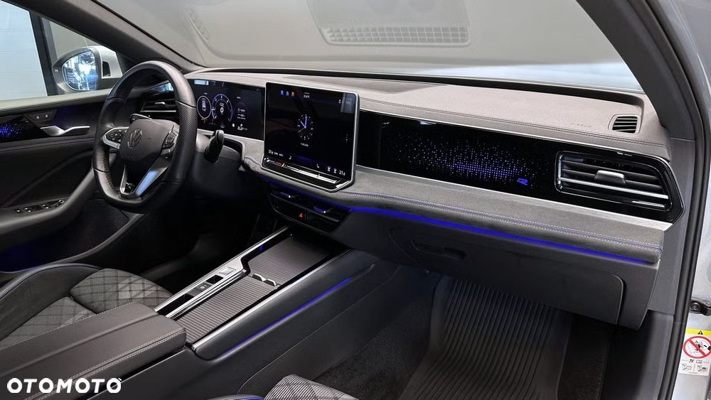 Volkswagen Passat - 8