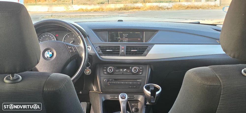 BMW X1 18 d sDrive - 19