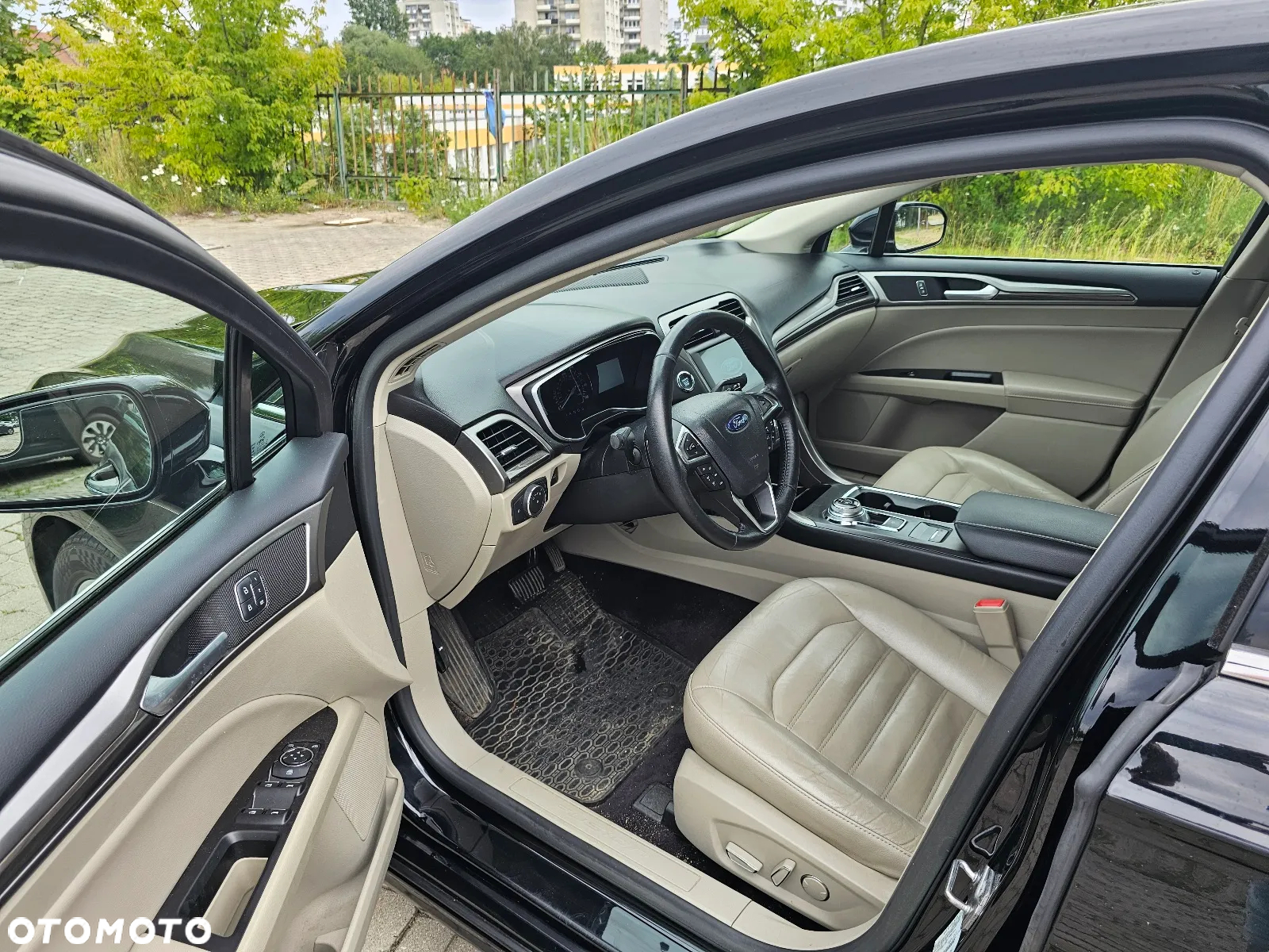 Ford Mondeo - 10