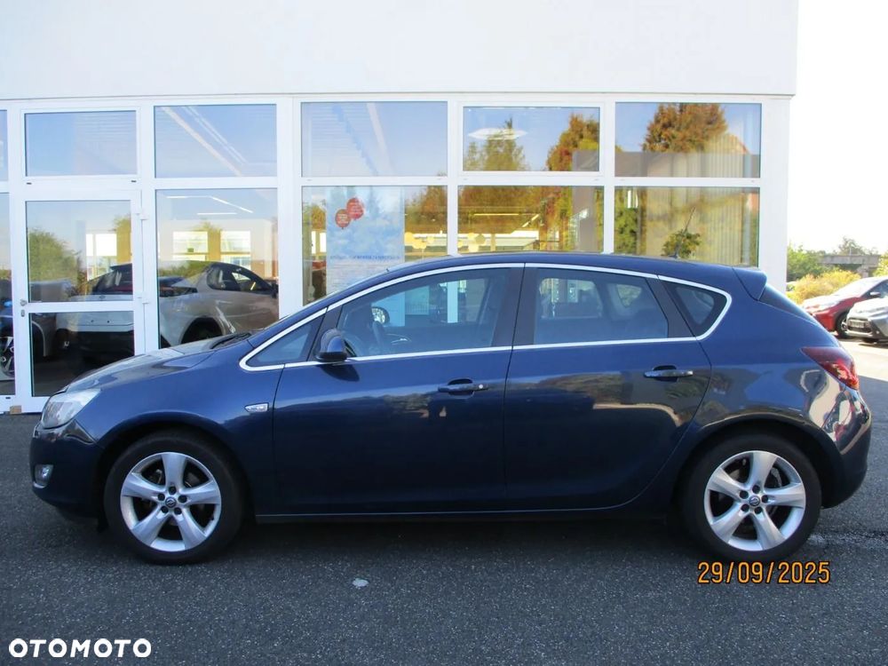 Opel Astra 1.6 Sport - 4