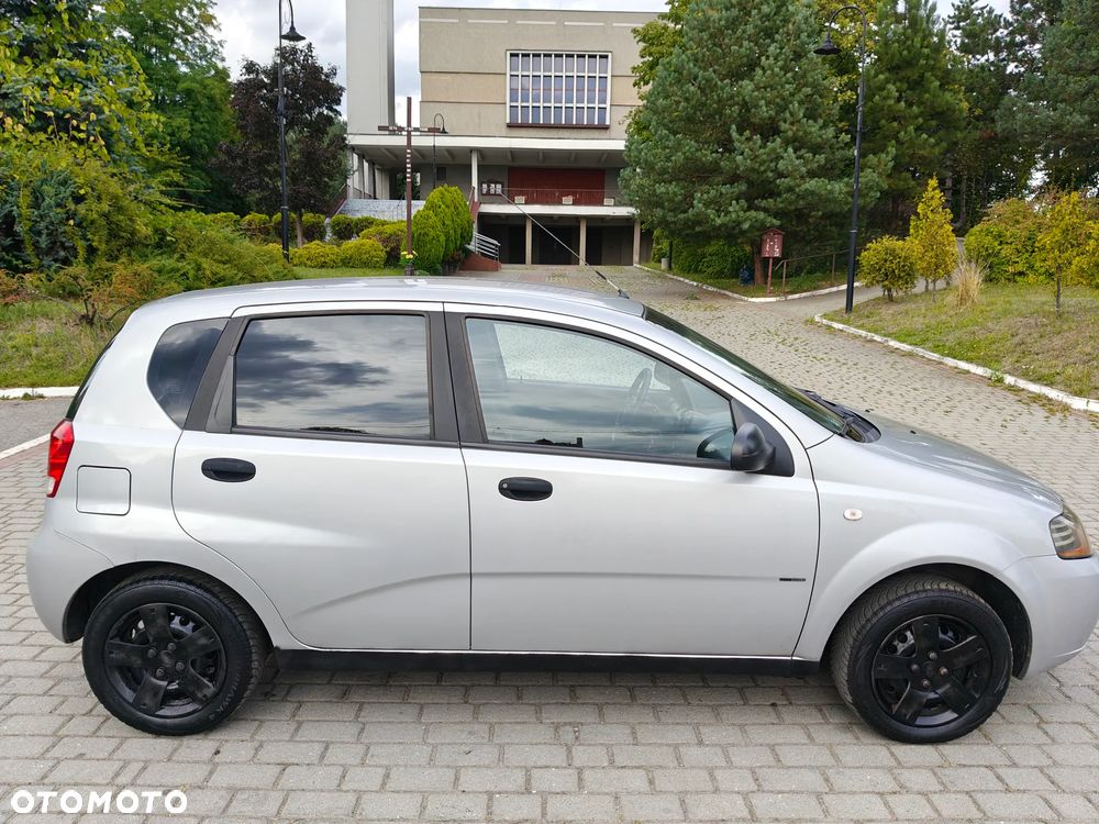Chevrolet Aveo 1.2 SE / Plus - 5