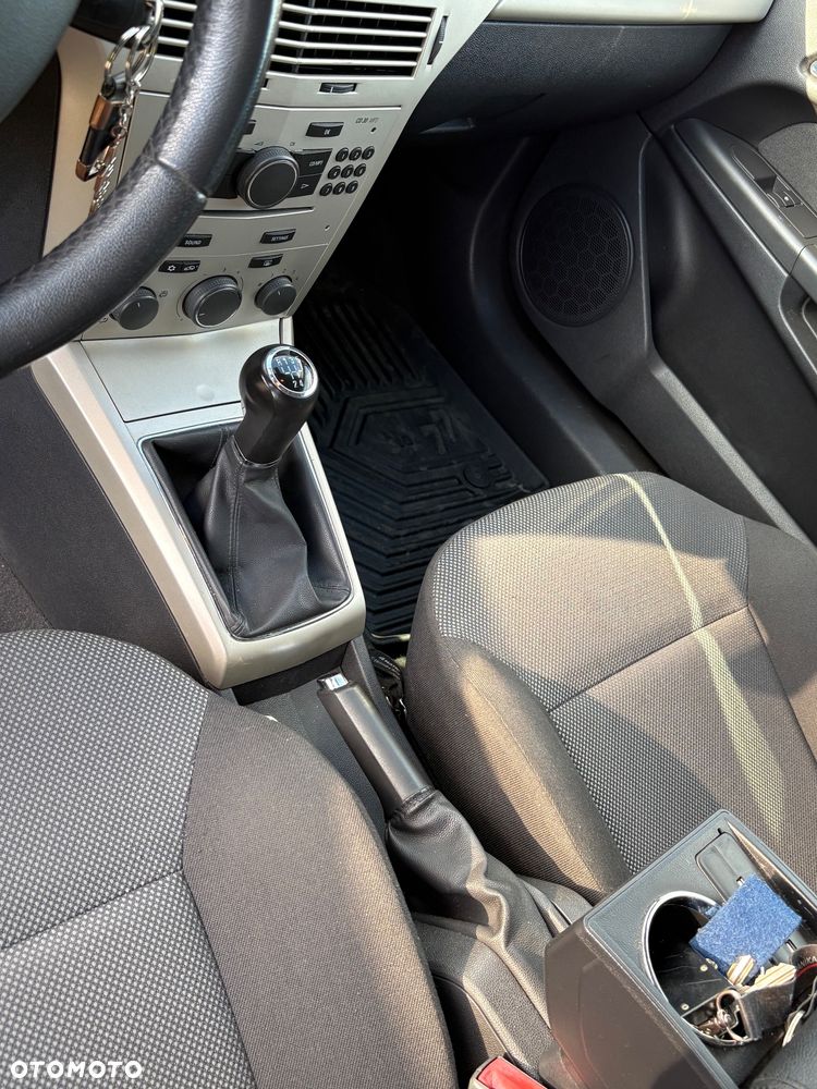 Opel Astra - 20