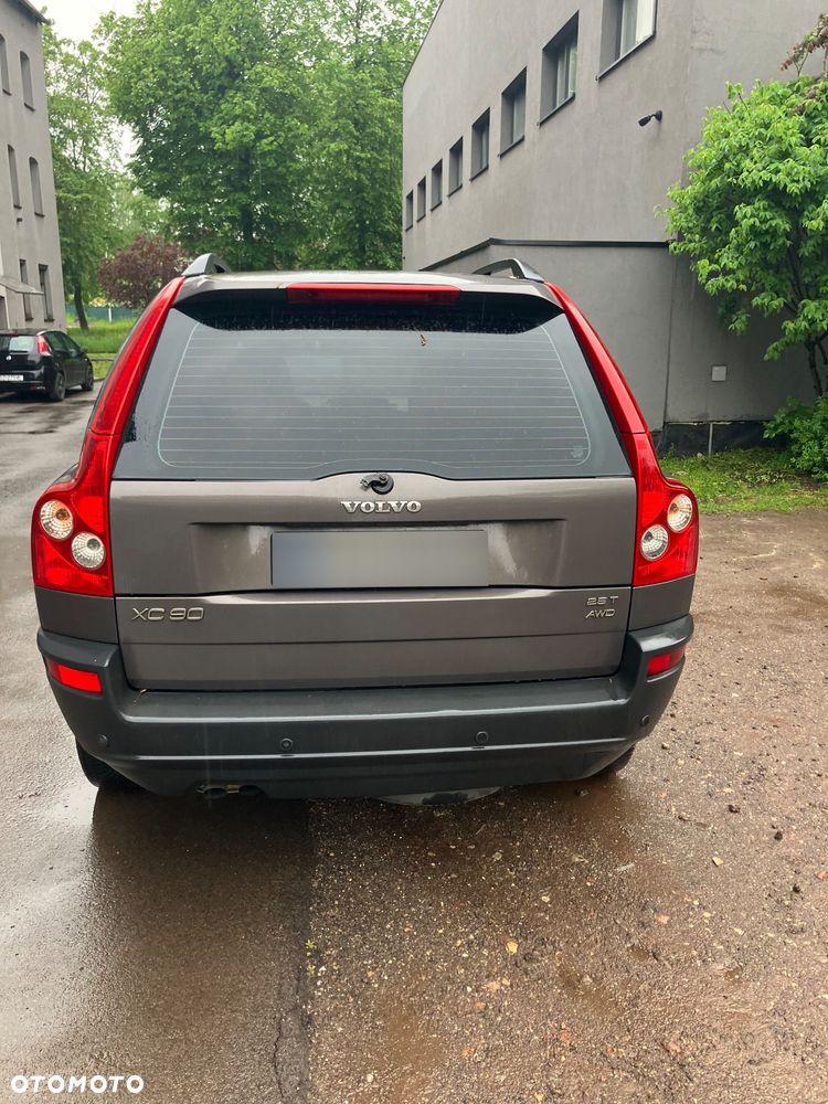 Volvo XC 90 - 2