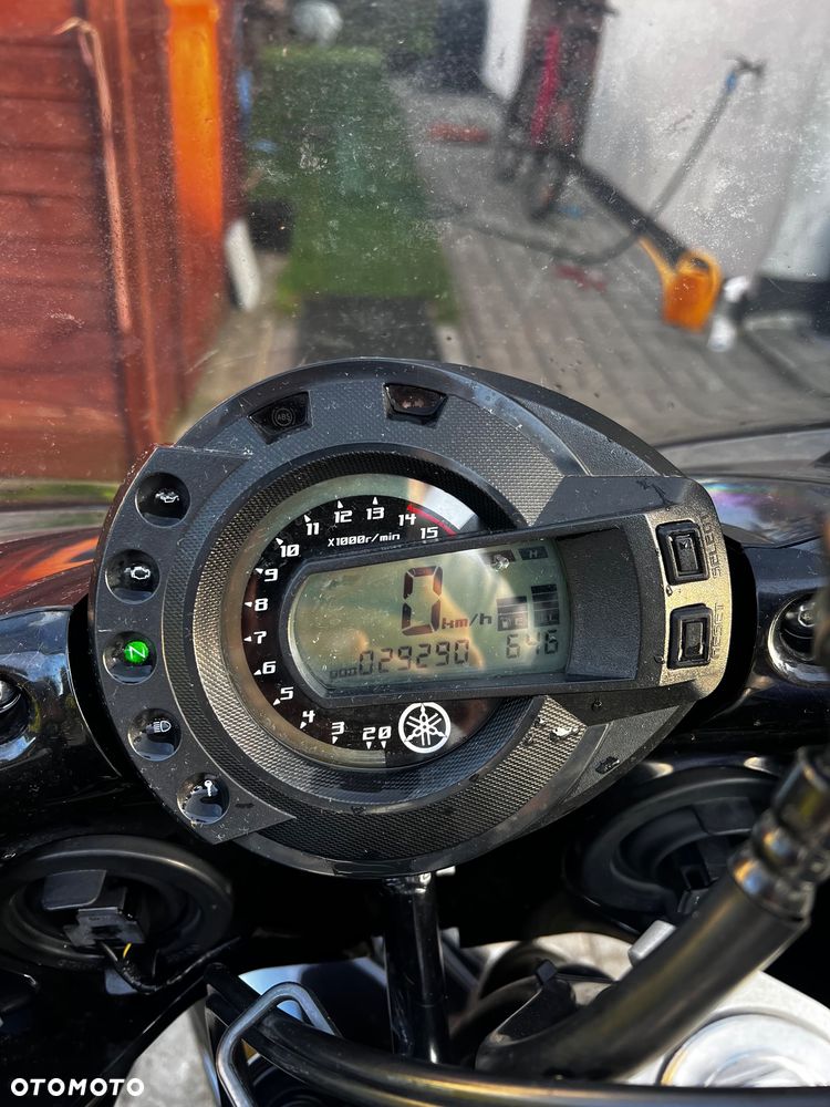 Yamaha FZ6 - 8