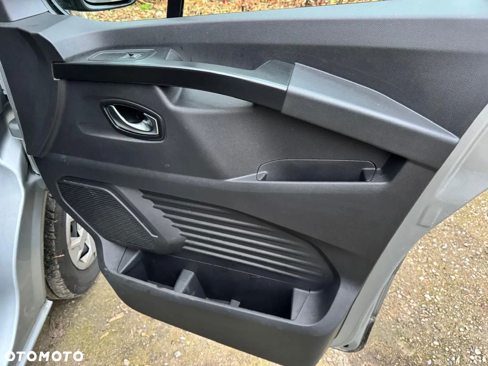 Renault Trafic 2.0 L2H1 HD Extra (bryg.) - 26