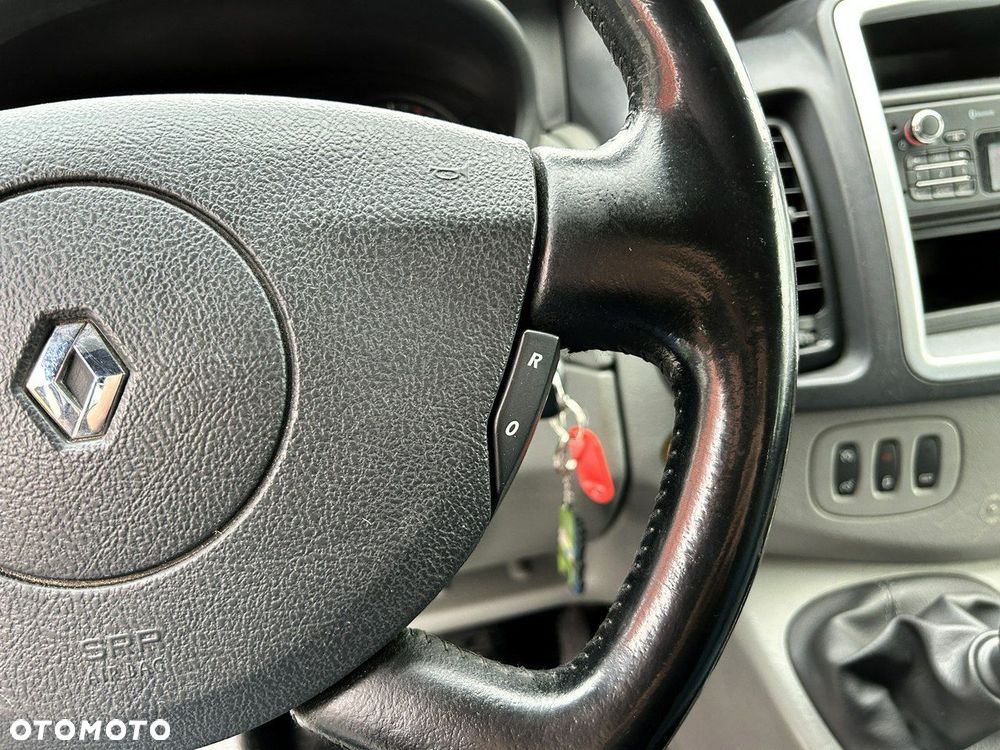 Renault Trafic - 18
