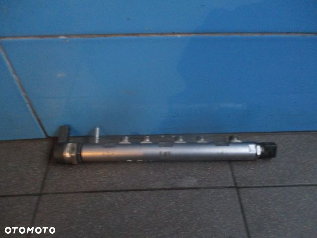 Listwa wtryskowa 0445214183 BMW E90 - 2