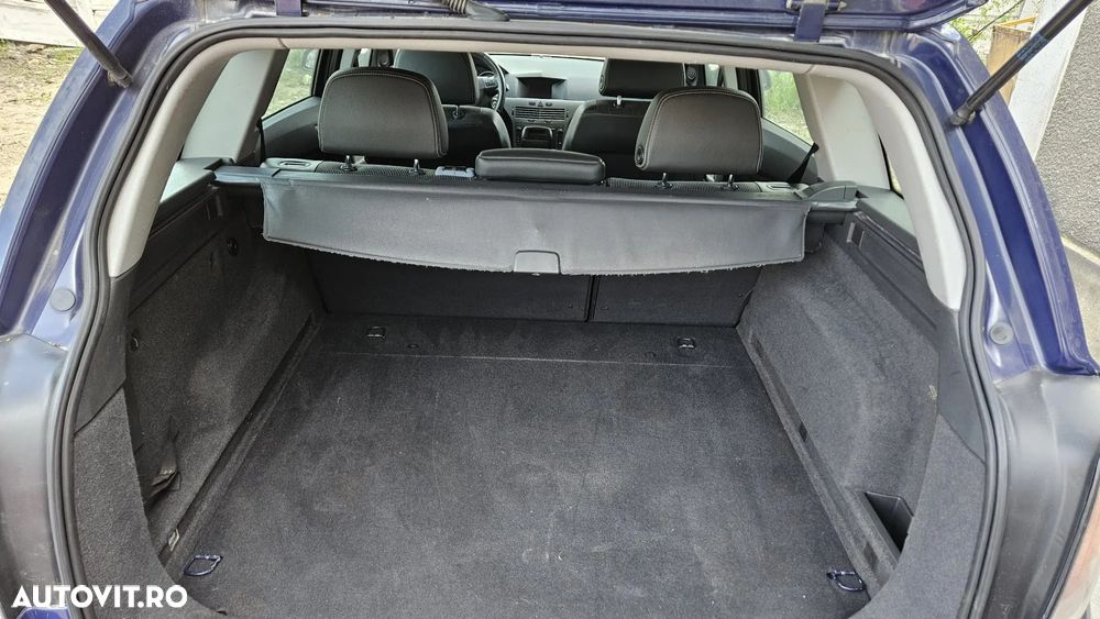 Opel Astra 1.6i Enjoy - 9