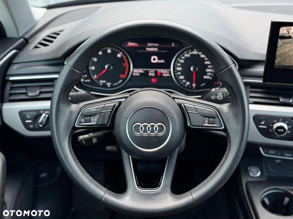 Audi A4 Limousine 40 TFSI S tronic - 16