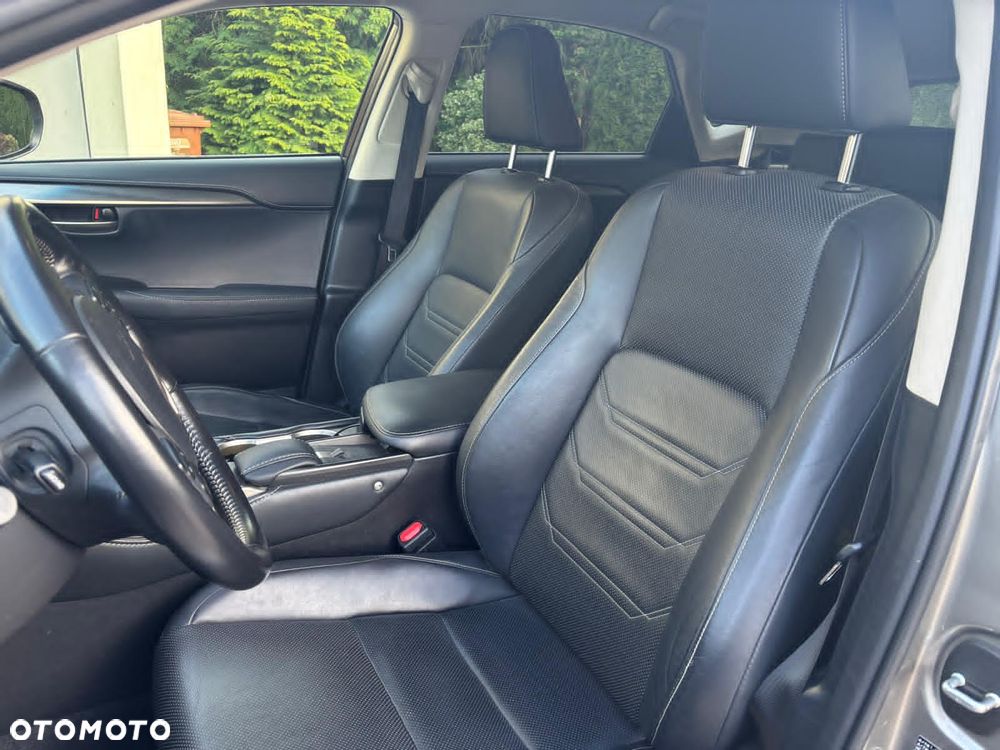 Lexus NX 300h Comfort AWD - 6