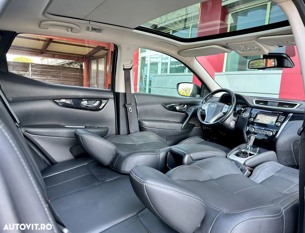 Nissan Qashqai 1.6 DCI Xtronic TEKNA+ - 11