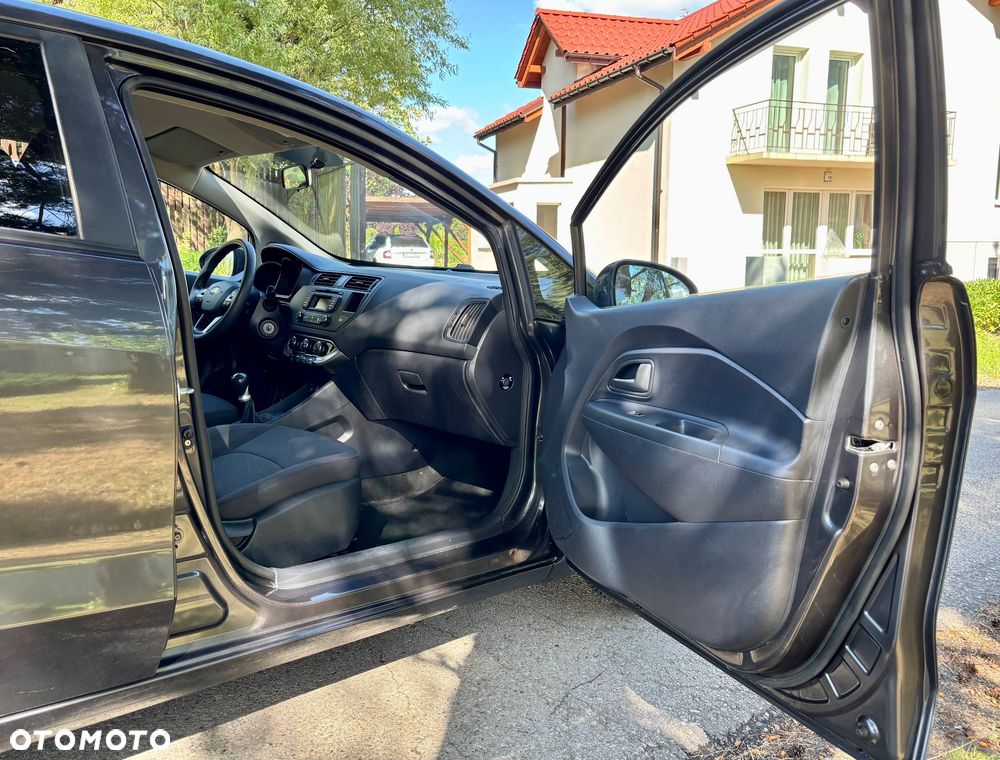 Kia Rio 1.2 Dream-Team Edition - 33