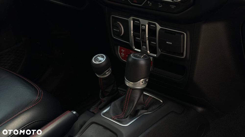 Jeep Wrangler Unlimited GME 2.0 Turbo Rubicon - 16