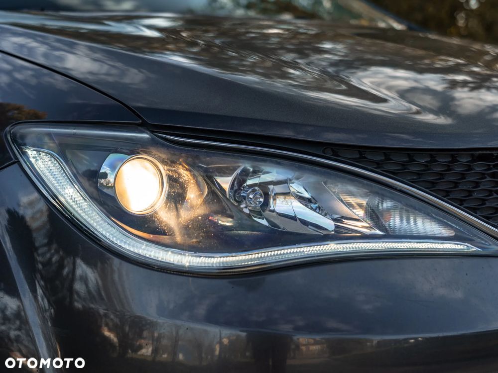 Chrysler Pacifica - 9