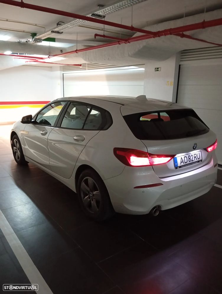 BMW 118 i Line Luxury Auto - 4