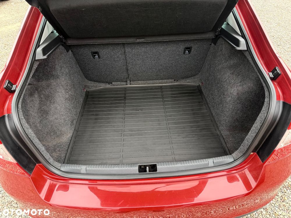 Skoda RAPID 1.2 TSI Edition - 8