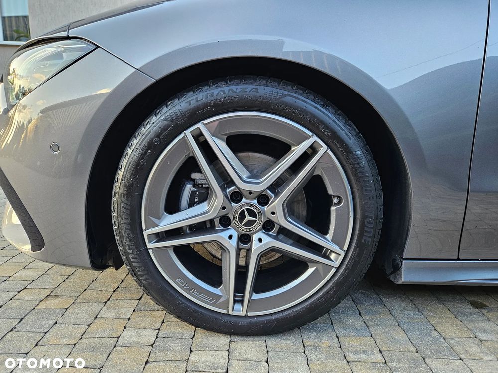 Mercedes-Benz CLA 180 AMG Line 7G-DCT - 7