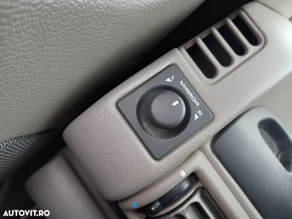 Dezmembrari  Land Rover FREELANDER 1  1998  > 2006 2.5 V6 4x4 Benzina - 47