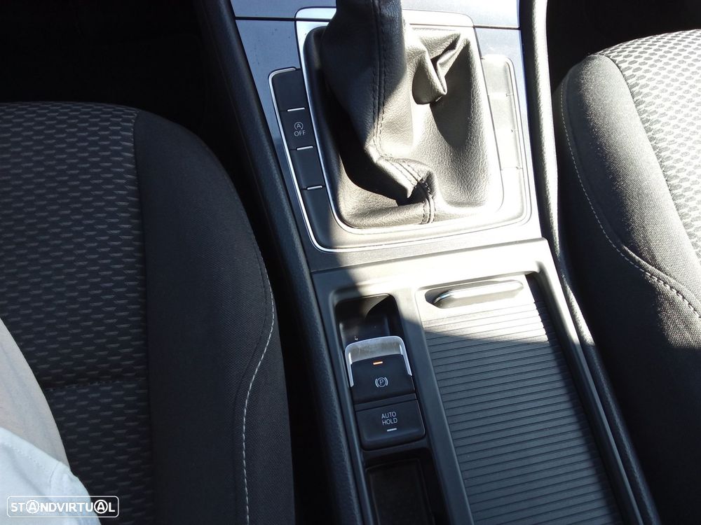 VW Golf Variant 1.0 TSI Trendline - 18