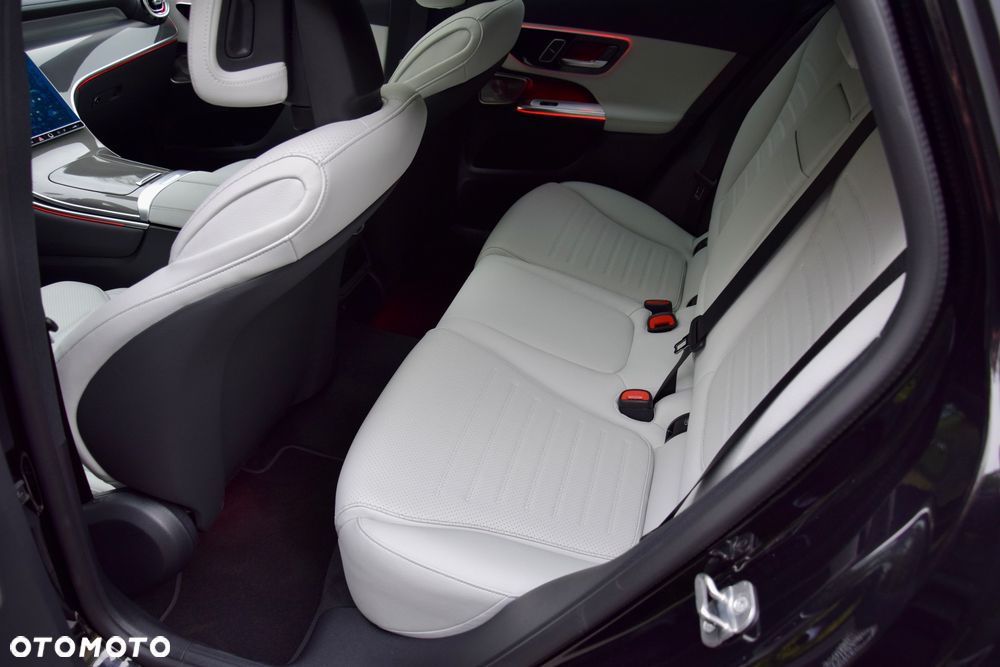 Mercedes-Benz GLC 300 mHEV 4-Matic AMG Line - 21