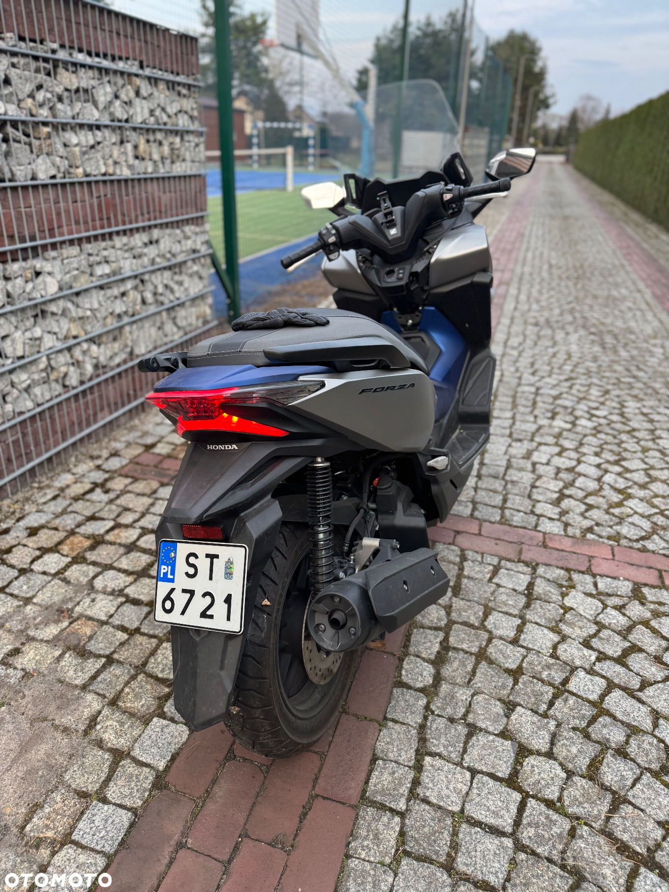 Honda NSS - 4