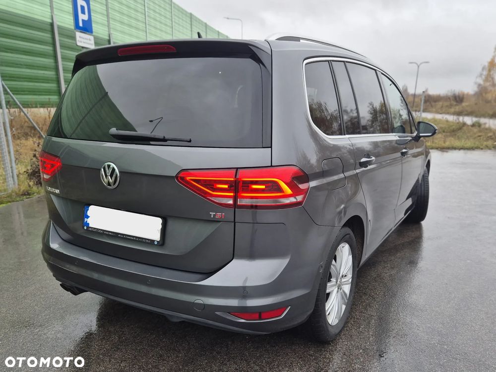 Volkswagen Touran 1.4 TSI BMT Highline DSG - 4