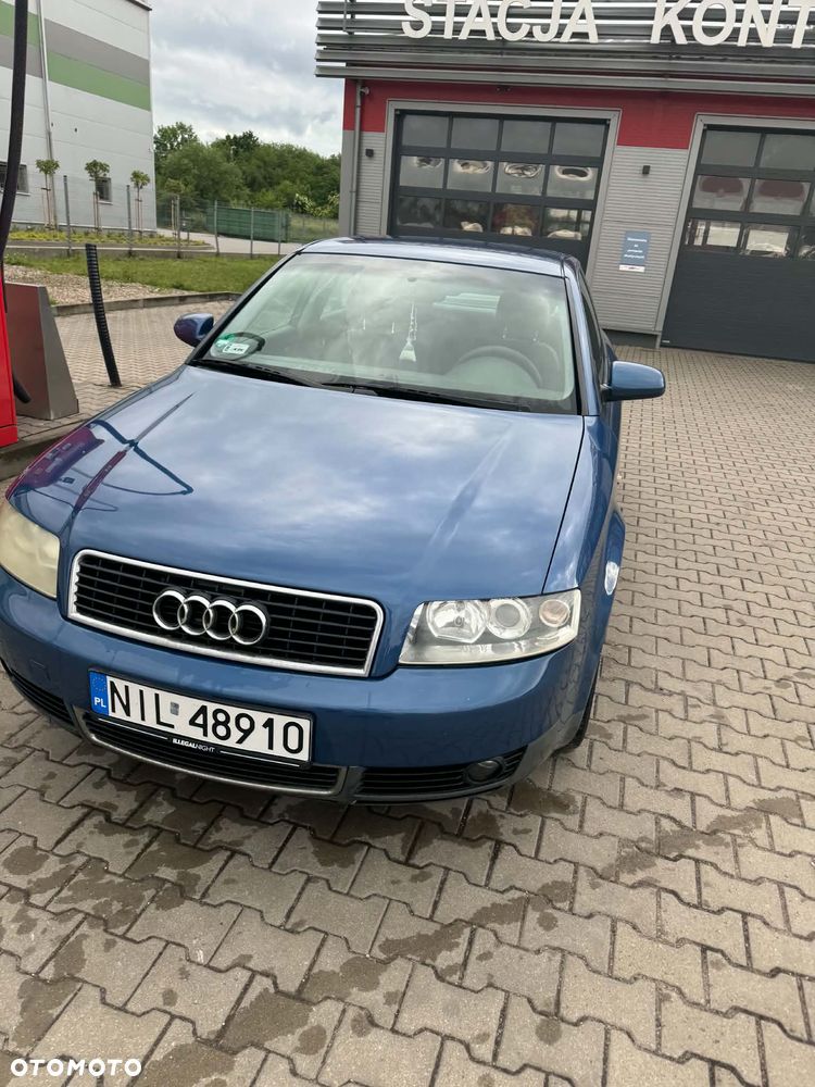 Audi A4 Limousine - 33