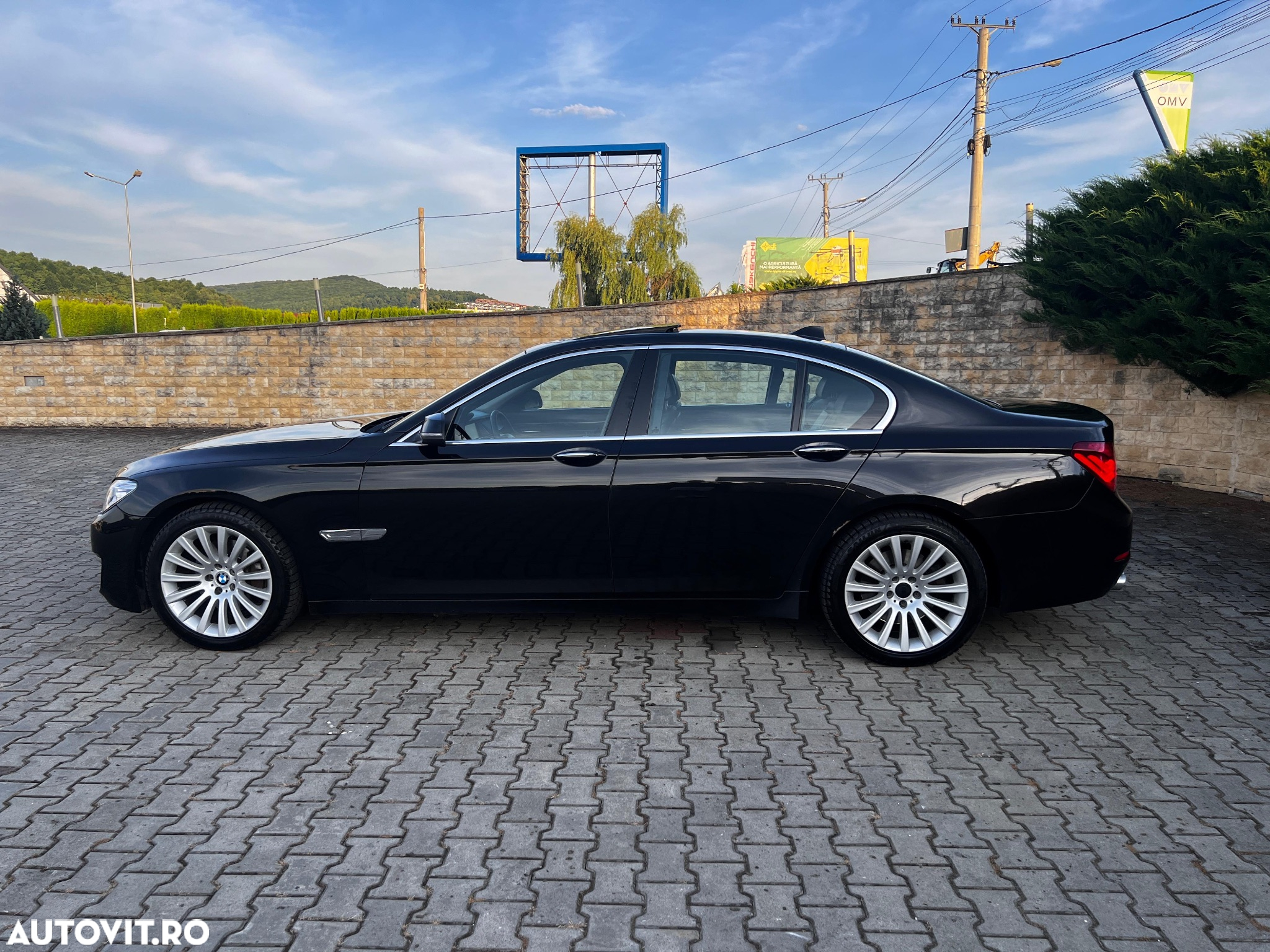 BMW Seria 7 730d - 18