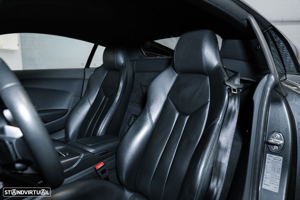 Audi R8 Coupé V10 5.2 FSI quattro S tronic - 20